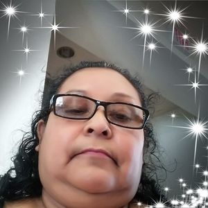 Meet your Posher, Gloria